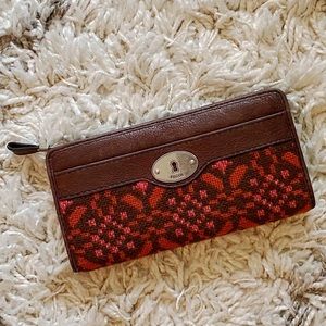 Fossil Leather and Pink/Orange Knitted Wallet